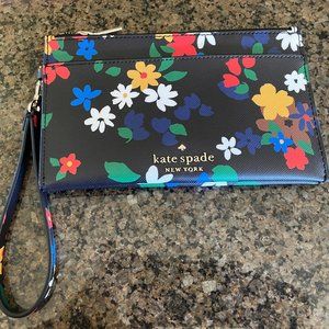 Kate Spade wristlet